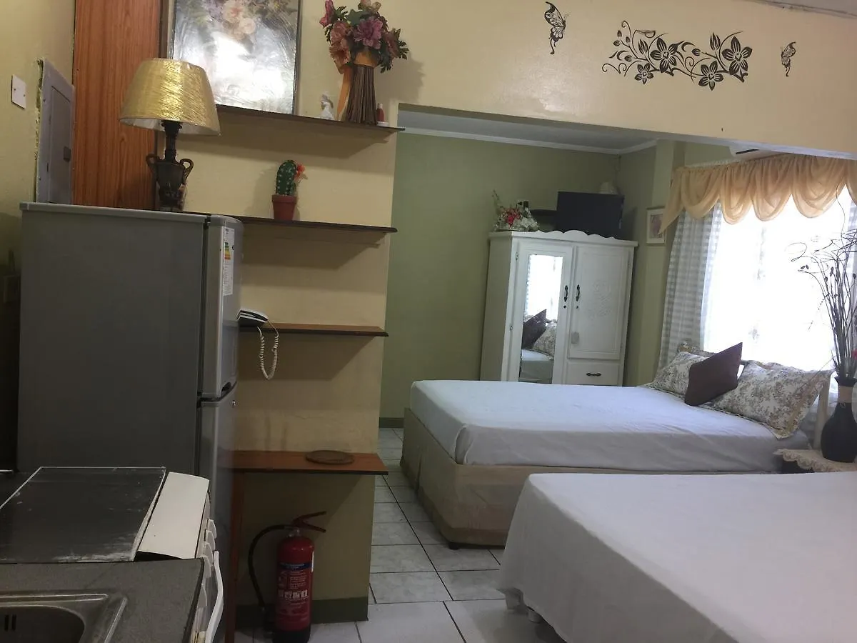 La Mamre Bed & Breakfast La Finette